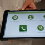 ‘Conectablets’, la nueva herramienta de la AECC de León para humanizar la estancia hospitalaria de los pacientes
