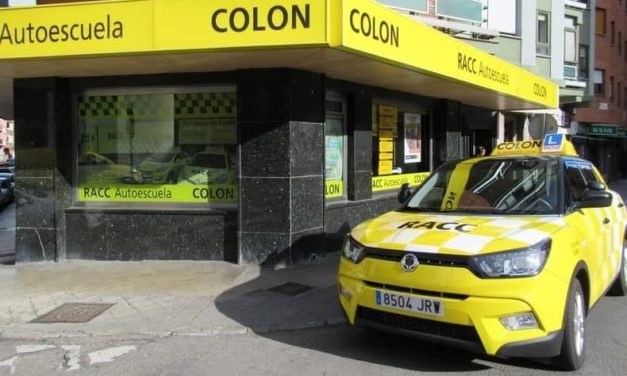 3.500 alumnos a la espera de conseguir el carné de conducir, y unos examinadores que no llegan