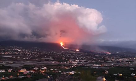 “Miedo, impotencia e incertidumbre”, ante la erupción de un volcán que asola La Palma desde hace días