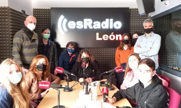 La comunidad educativa de Pastorinas se une por la Paz