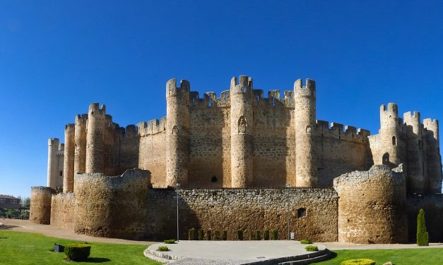 Los voluntarios del Teléfono de la Esperanza visibilizan su labor en Coyanza