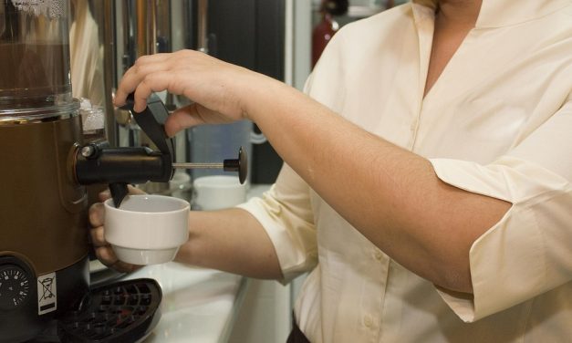 Un convenio de hostelería ‘enquistado’ por la falta de acuerdo entre sindicatos y patronal