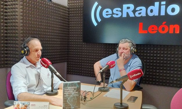 Manos Arriba FM analiza el declive del neodarwinismo en su sección ‘Con-Ciencia’
