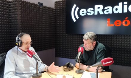 El doctor Antonio Martínez defiende la Teoría del Diseño Inteligente como la explicación más sólida al origen de la vida