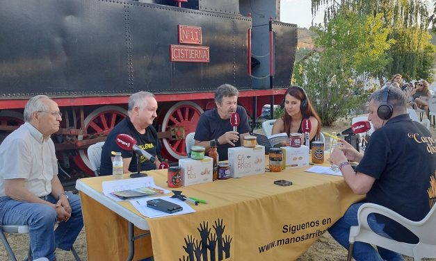 Julio Casás presenta en Olleros de Sabero un libro de memorias que rinde homenaje al pasado minero de su familia