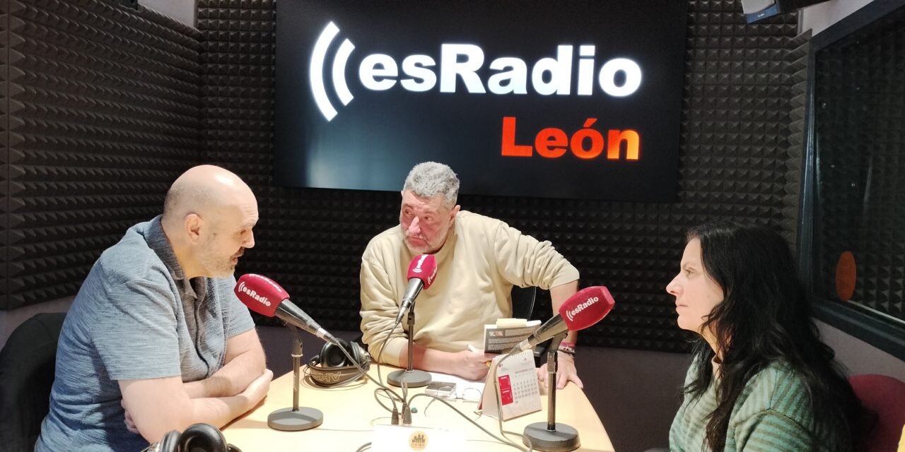 Isaac Álvarez Casasola invita a frenar el consumismo y buscar la felicidad en lo esencial con su libro «Hacia lo mínimo»